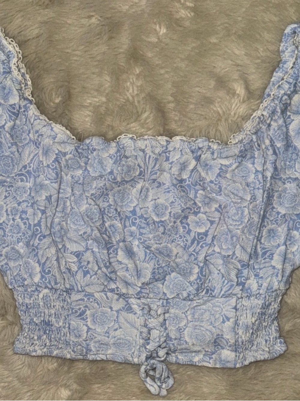 Aeropostale Blue Floral Tie-Front Smocked Crop Top Size Small